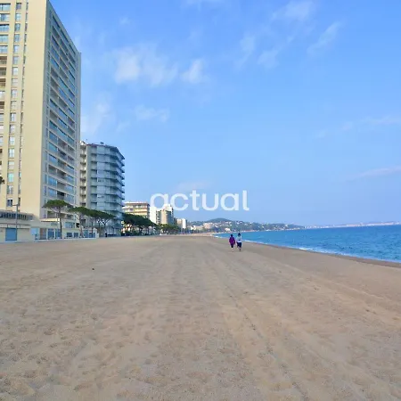 Apartament Suntower I 13 *